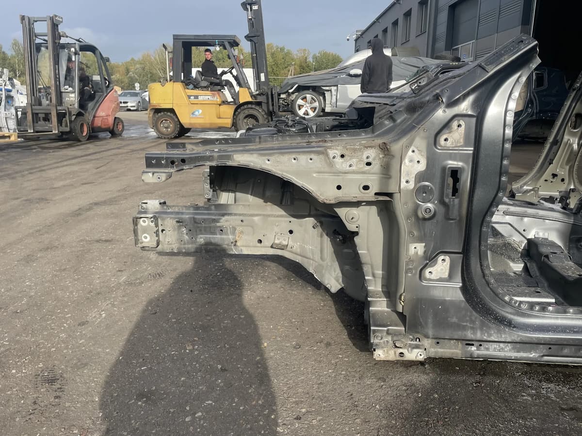 LAND ROVER RANGE ROVER VELAR L560 2018 Front Left Quarter Panel