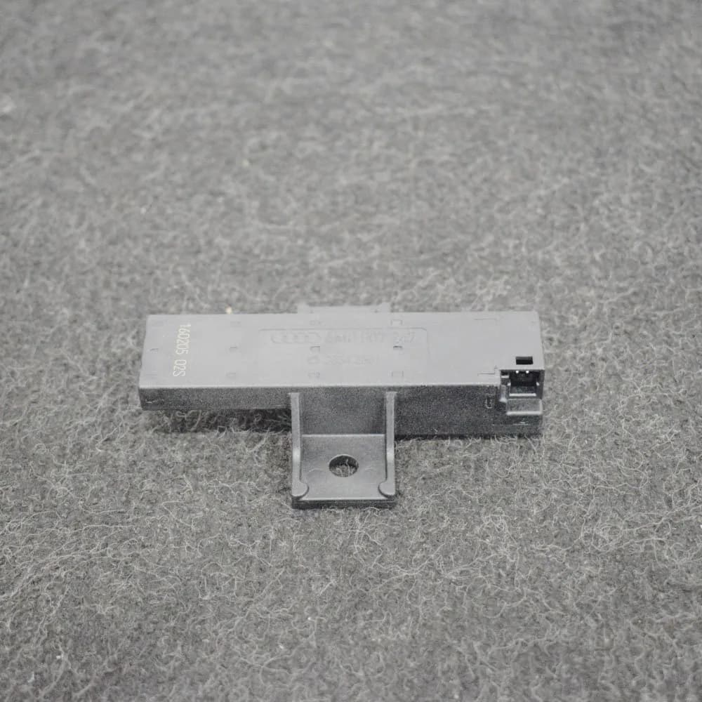 AUDI A5 Sportback F5A 2017 Antenna 4M0907247