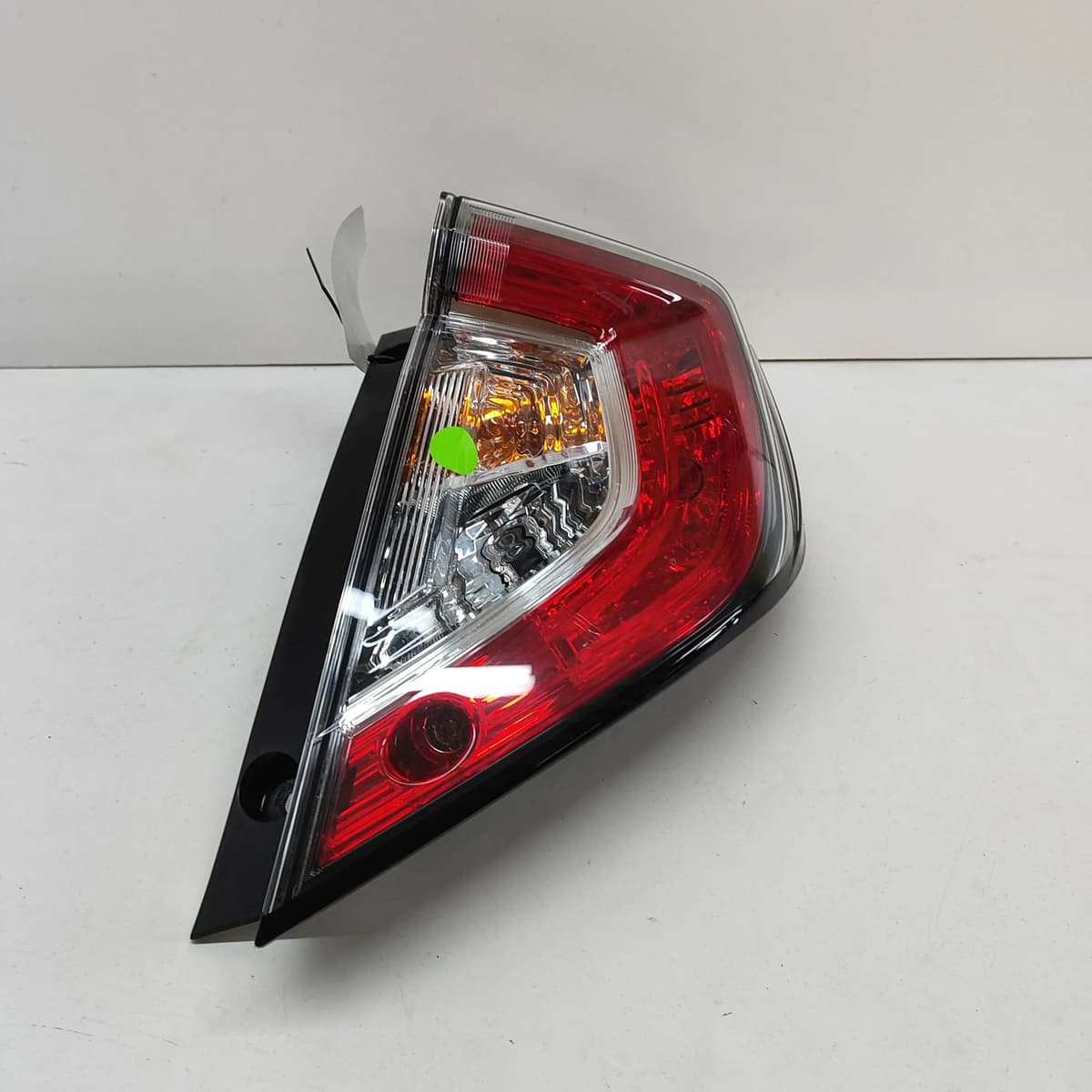 HONDA CIVIC Hatchback FK8 Type-R Rear Right Tail Light 33500-TGG-A02 2018 RHD