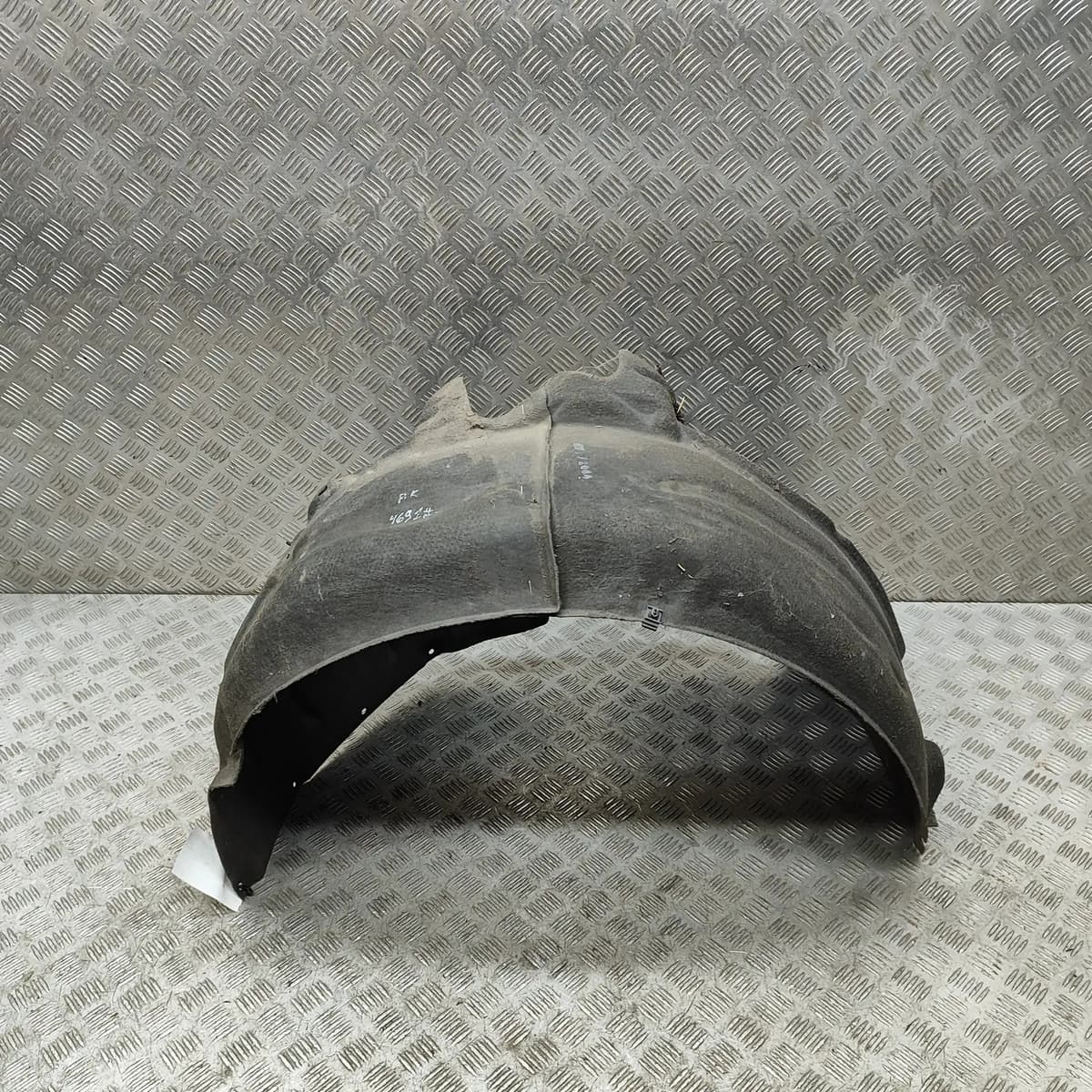 AUDI A6 S3 C7 Front Left Arch Liner 4G0821133D 4.0 Petrol 331kw 2015 27308611