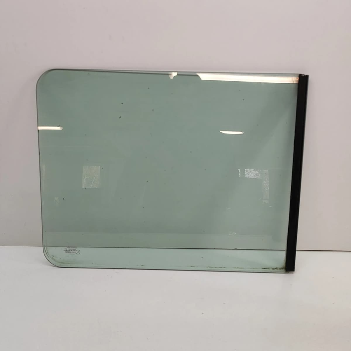 LAND ROVER DEFENDER L315 Rear Right Cab Window AS2 CPB000160 1998 27337140