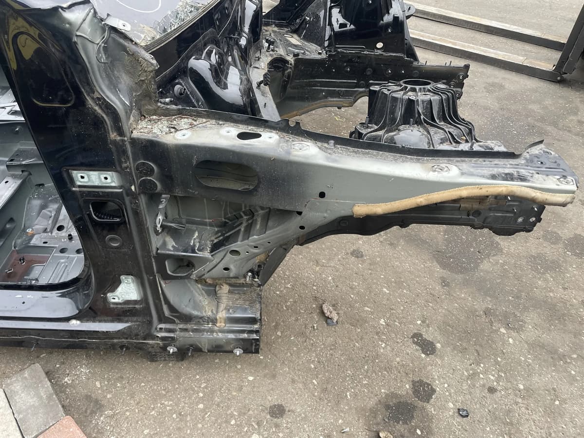 MERCEDES-BENZ EQC 2022 Front Right Quarter Panel