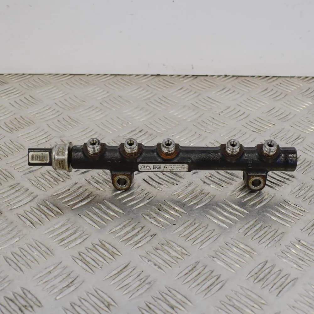 Ford Focus MK3 Fuel Injection Rail 9685297580 9670076780 1.6TDCi 85KW 2014