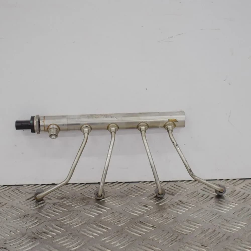 BMW X3 F25 Fuel Rail 7585411 7585411 2.0 Petrol 180KW