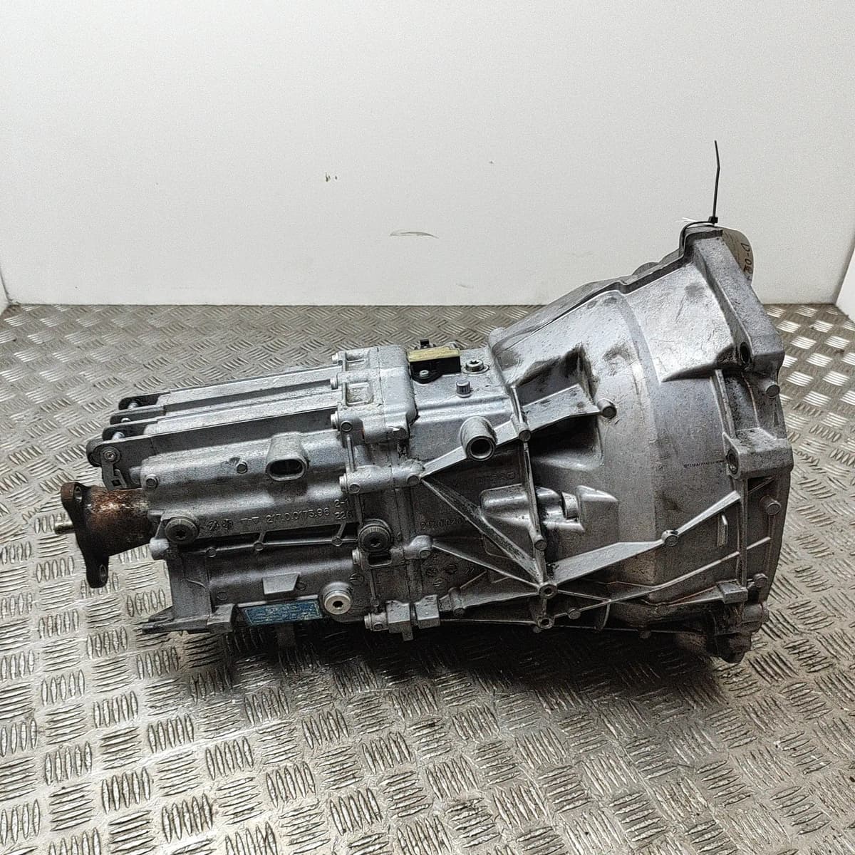 BMW 1 E87 Manual 6 Speed Gearbox 2170000700 2.0 Diesel 105kw 2008 27524953