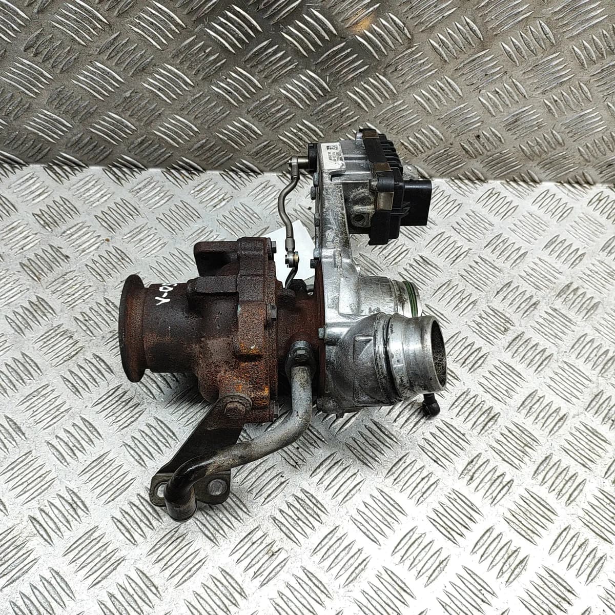 BMW 3 E90 Turbocharger 7800594 2.0 Diesel 130kw 2007 27608239