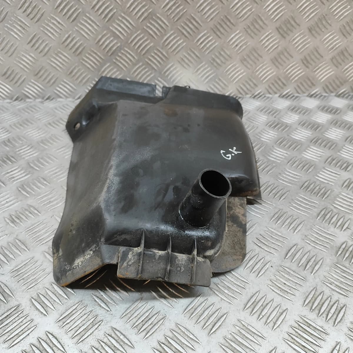 PORSCHE BOXSTER 986 2001 Rear Left Arch Liner 98650457300