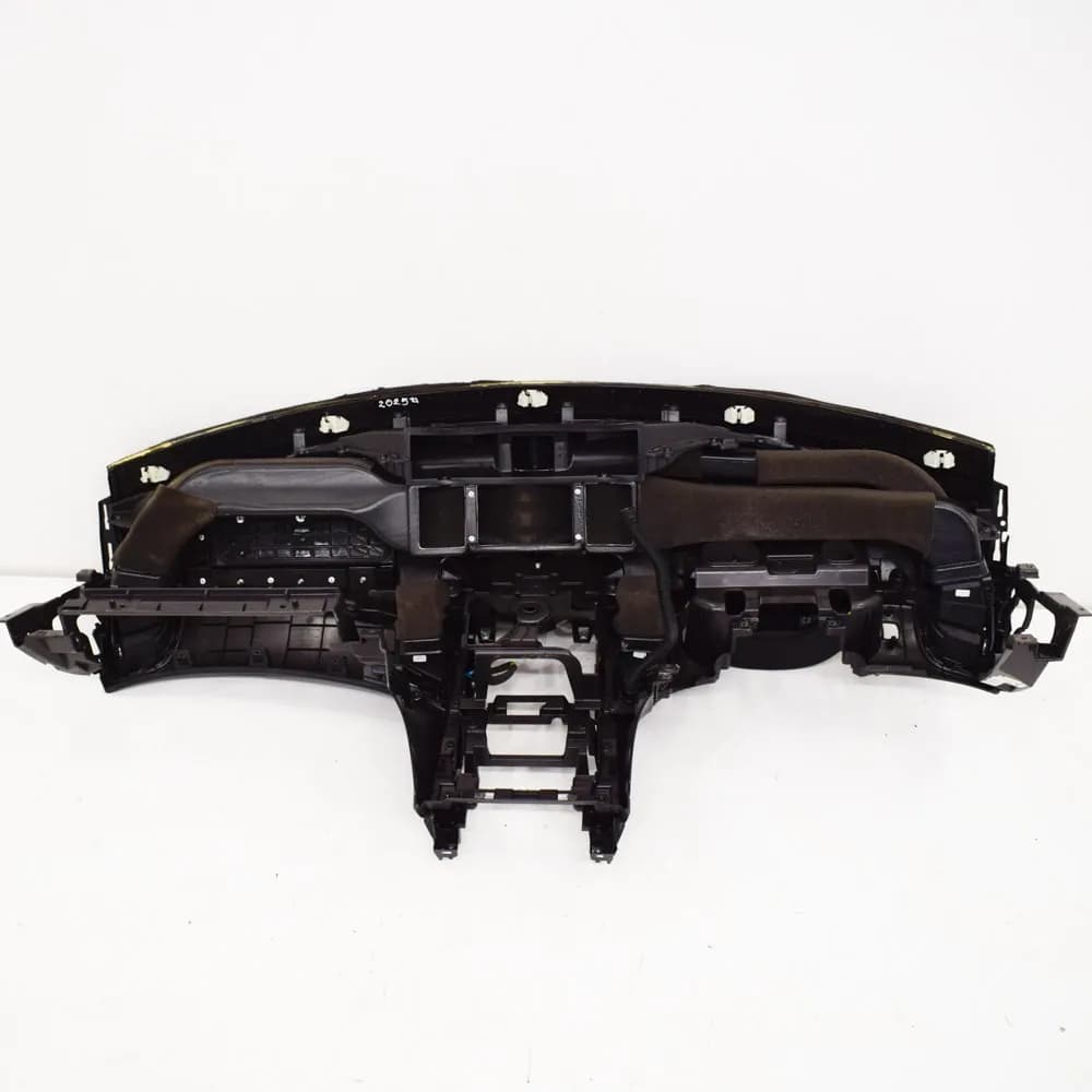 Hyundai Genesis Coupe Interior Dashboard 84731-2M500 2014 LHD
