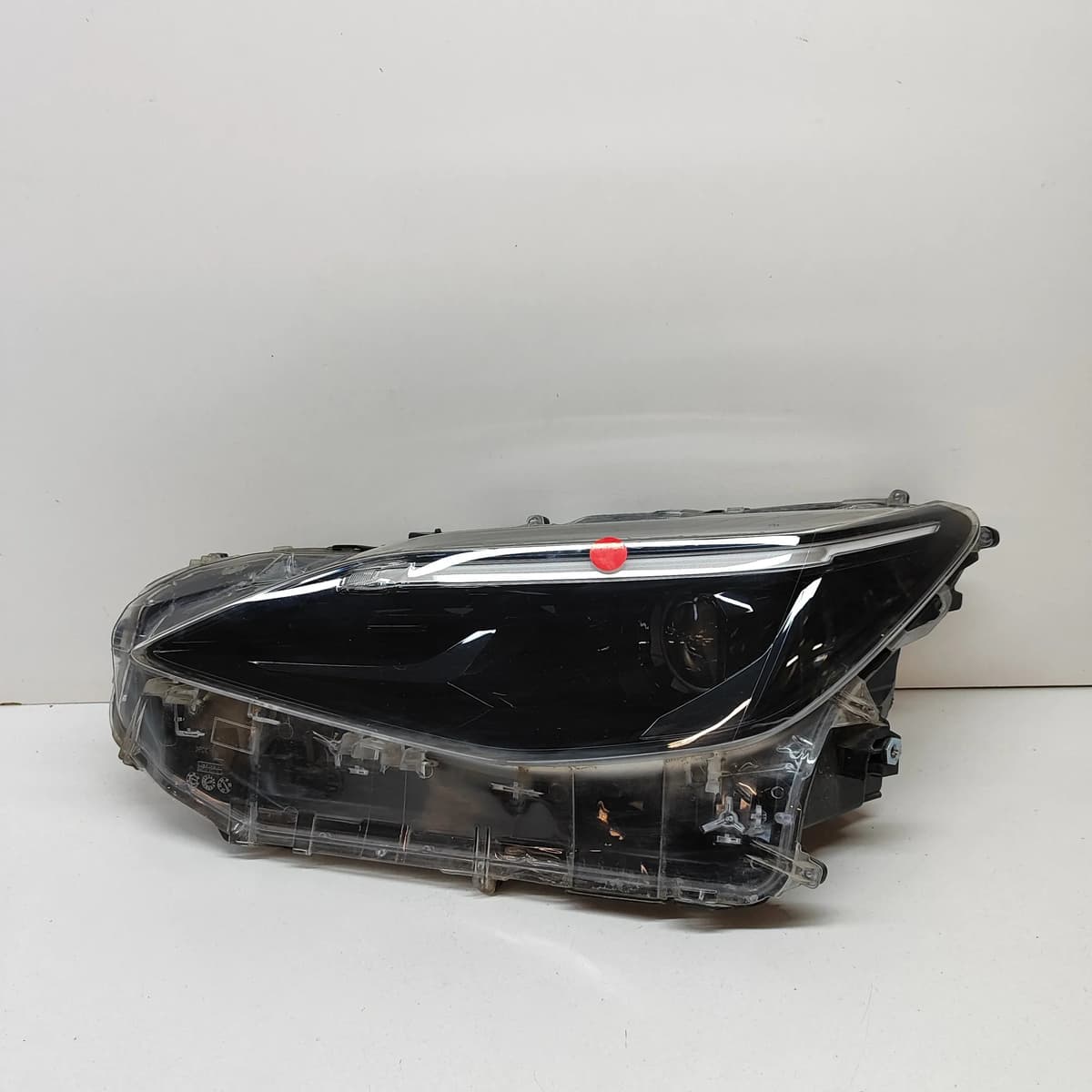 TOYOTA YARIS CROSS XP210 Front Left Headlight 8115B-0DP40 2022 RHD 27794148