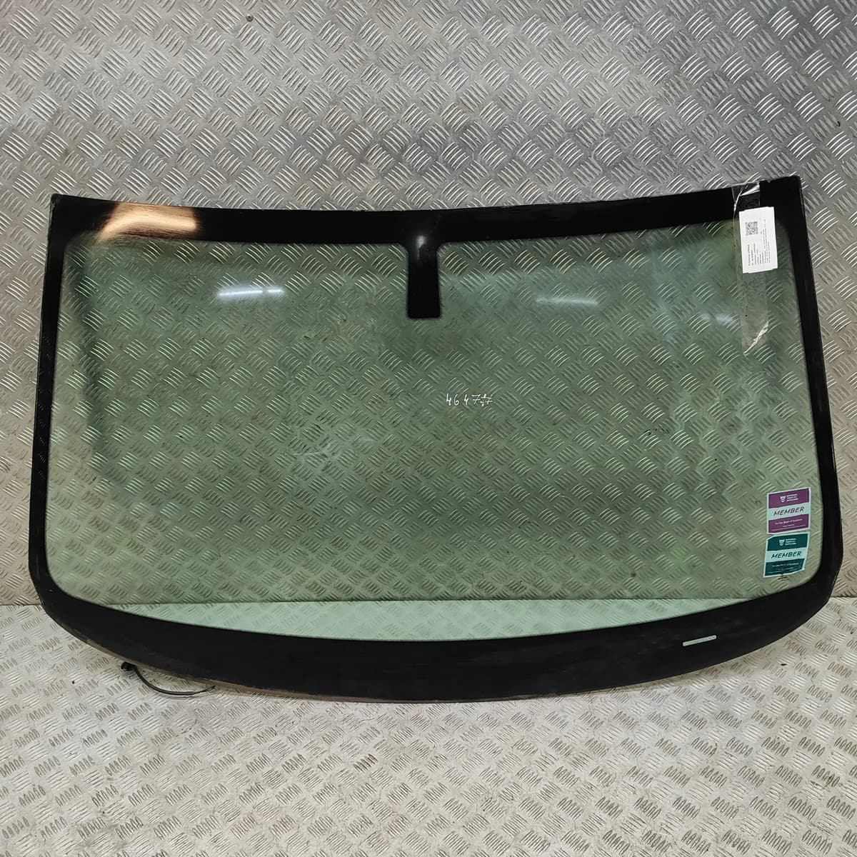 KIA SORENTO II XM 2012 Front Windshield 86111-2P160