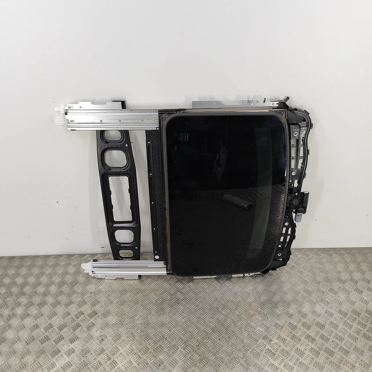 LEXUS UX _AA1_, _AH1_, _MA1_ 2020 Sunroof 63200-76031
