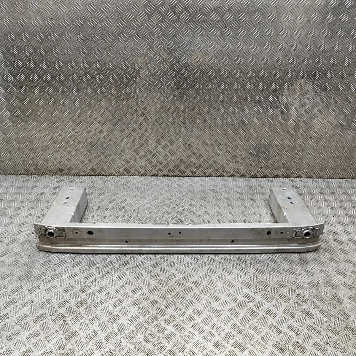 JAGUAR I-PACE X590 Rear Crash Reinforcement Bar J9D3-17906-AE 2020 27890690