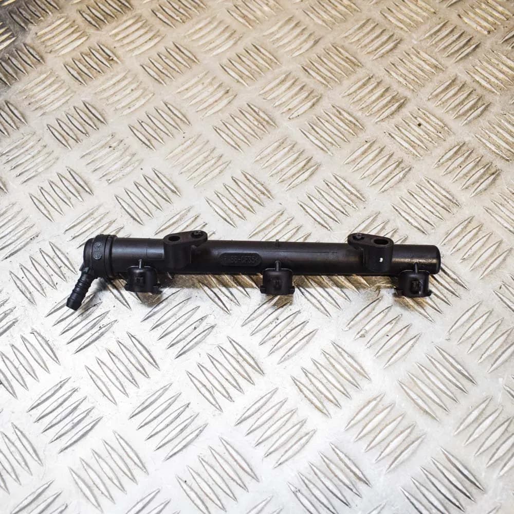 VOLKSWAGEN POLO Fuel Rail 6R 1.0 Petrol 55kw 04C133313AG 04C133317M 2017