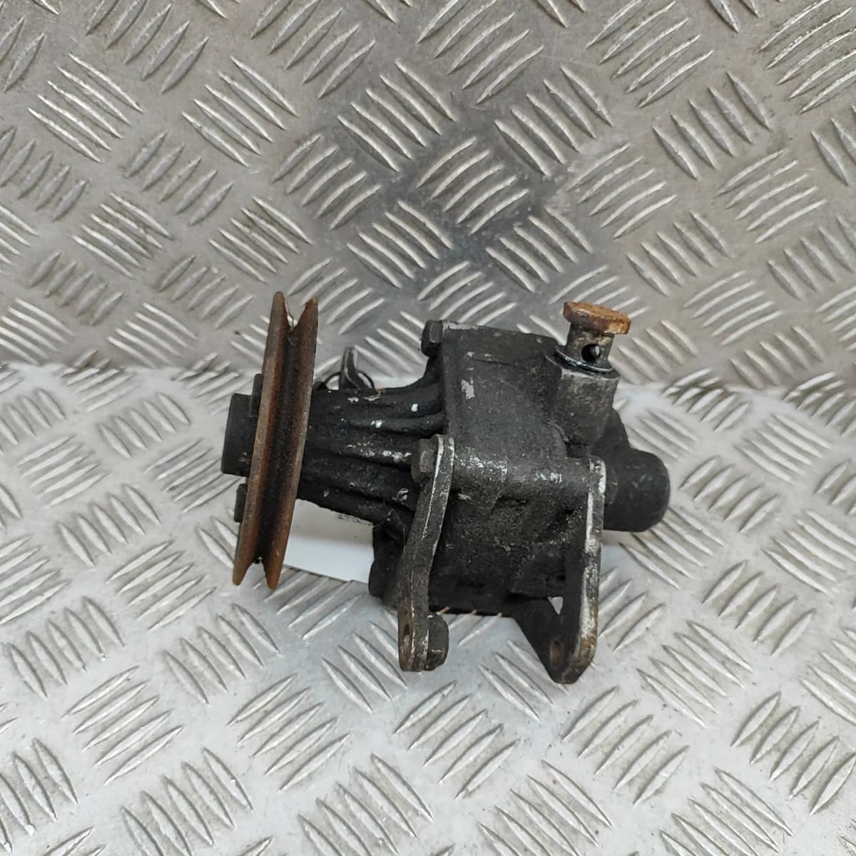 BMW 5 Touring E34 Power Steering Pump 1683548 2.0 Petrol 110kw 1992 28054444