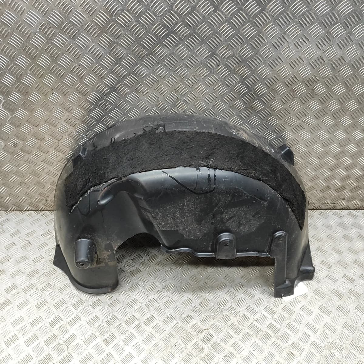 MERCEDES-BENZ GLE W166 Rear Left Arch Liner A1668841322 2.1D 150kw 2017 28072566