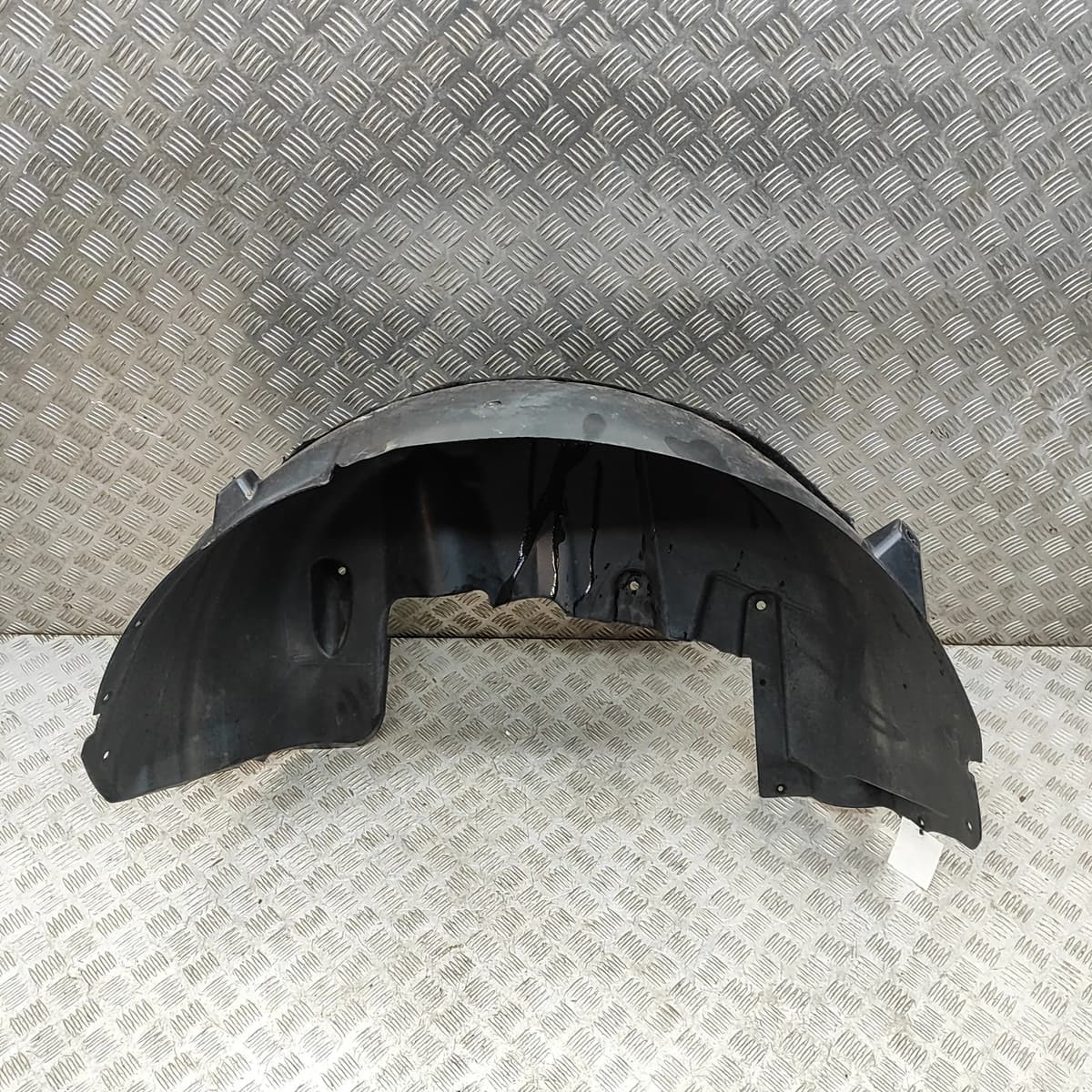 MERCEDES-BENZ GLE W166 Rear Right Arch Liner A1668841422 2.1D 2017 28072567