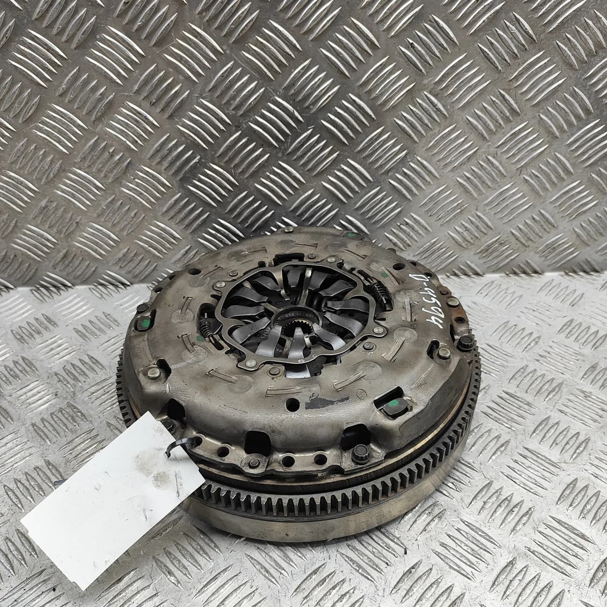 SKODA KAROQ NU7 Clutch Kit 05E105266C 1.5 Petrol 110kw 2022 28075803