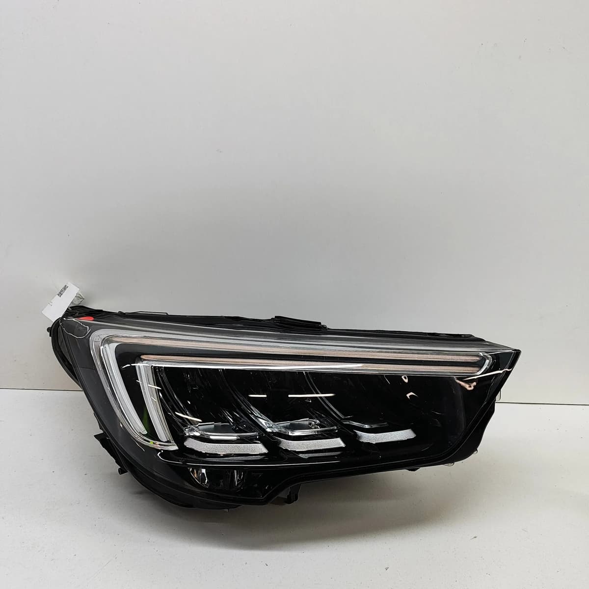 OPEL VAUXHALL Crossland X P17 Front Right Headlight 39153541 RHD 28090421