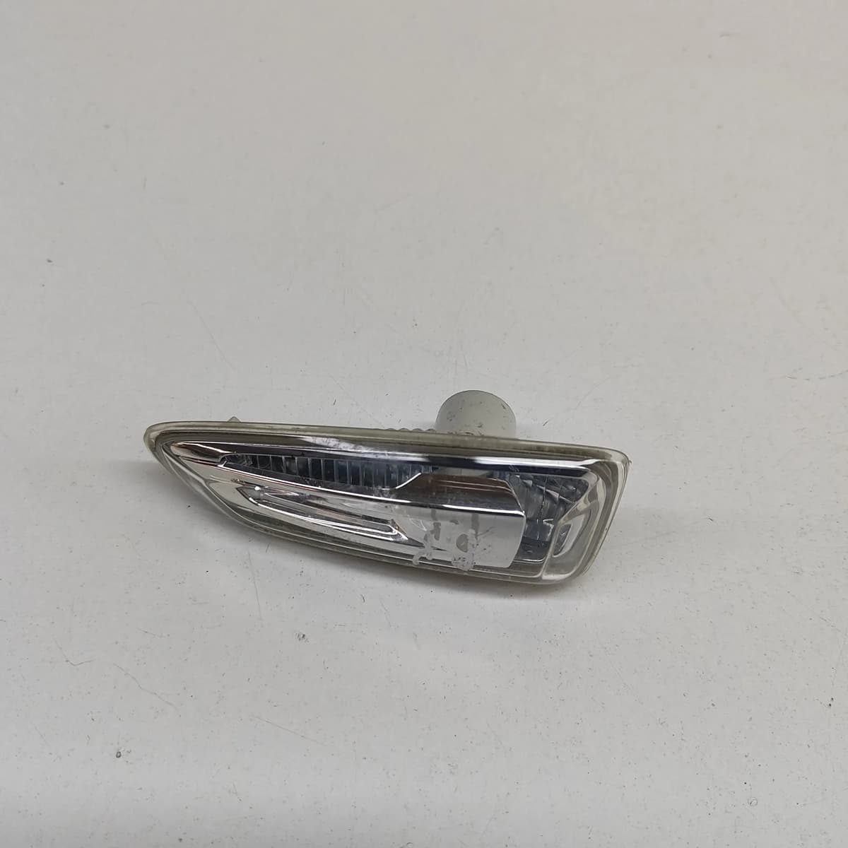 OPEL VAUXHALL Crossland X P17 Front Left Fender Turn Signal 13193575 2022