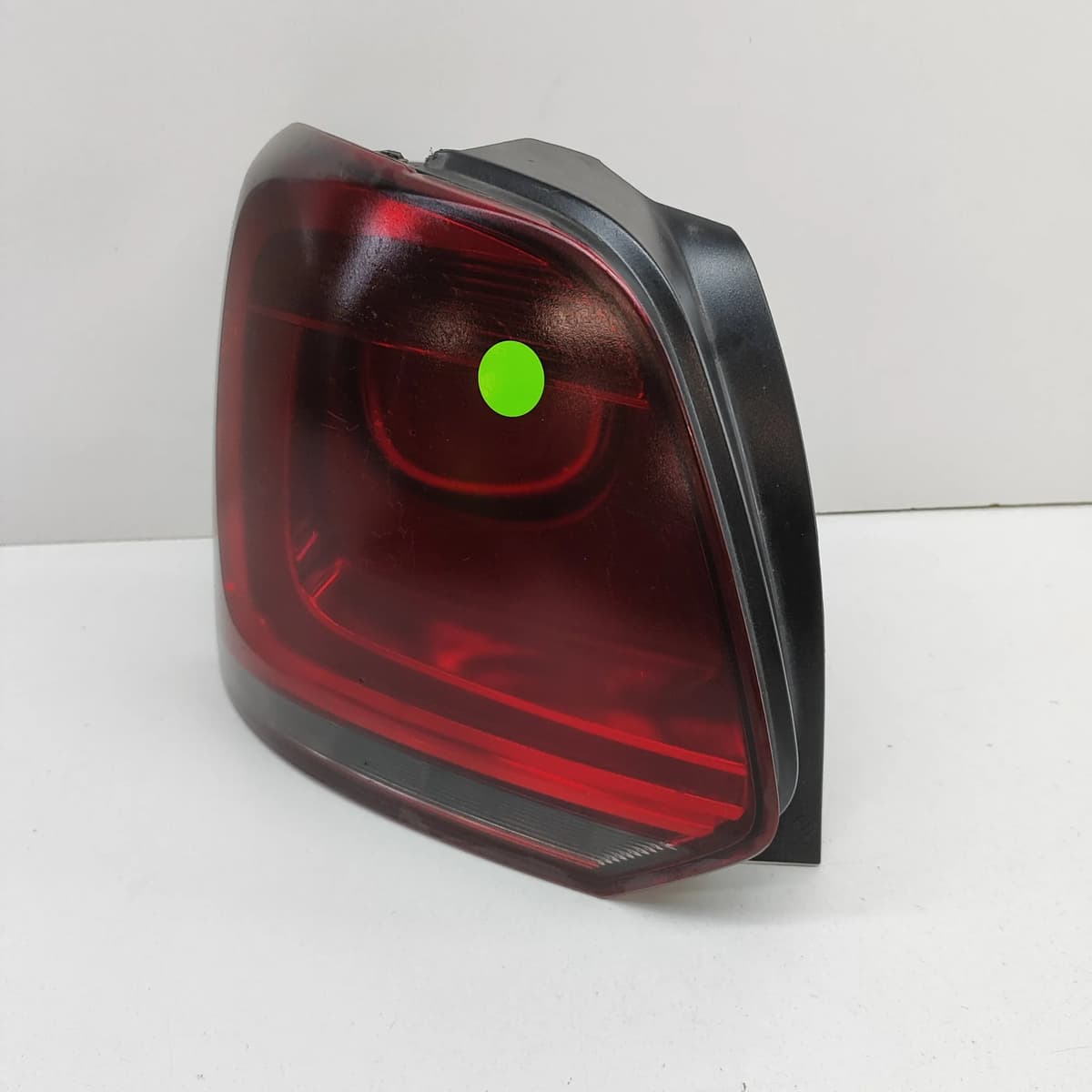 VOLKSWAGEN POLO 6R Rear Left Tail Light 6R0945095AC 1.2i 2014 RHD 28104661