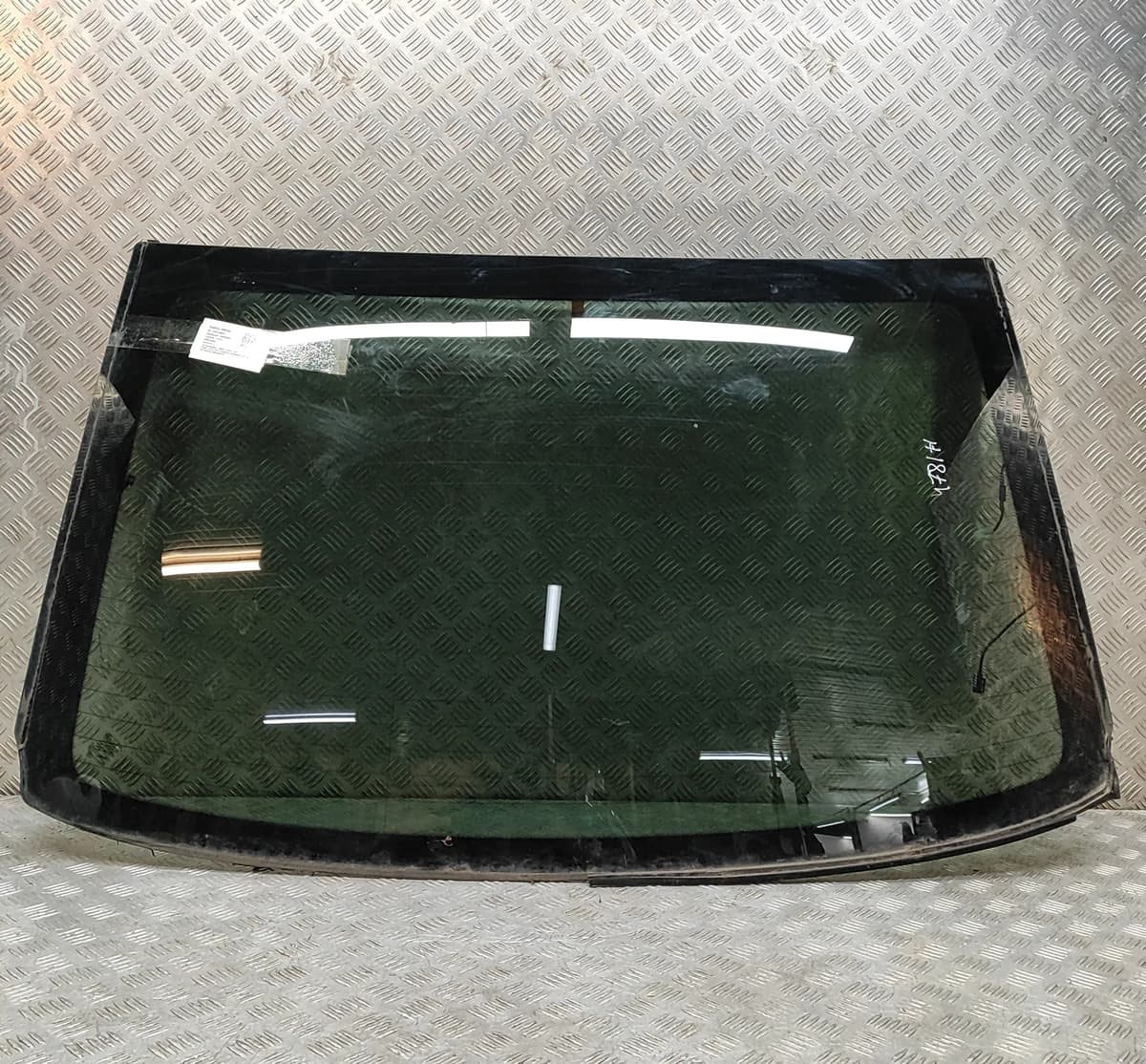 BMW 7 F01, F02 2011 Rear Window Glass 7275553