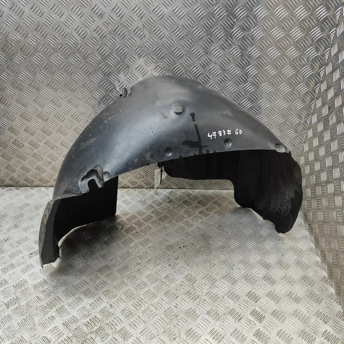 FIAT 500L Rear Right Arch Liner 51884829 1.6 Diesel 77kw 2014 28179629
