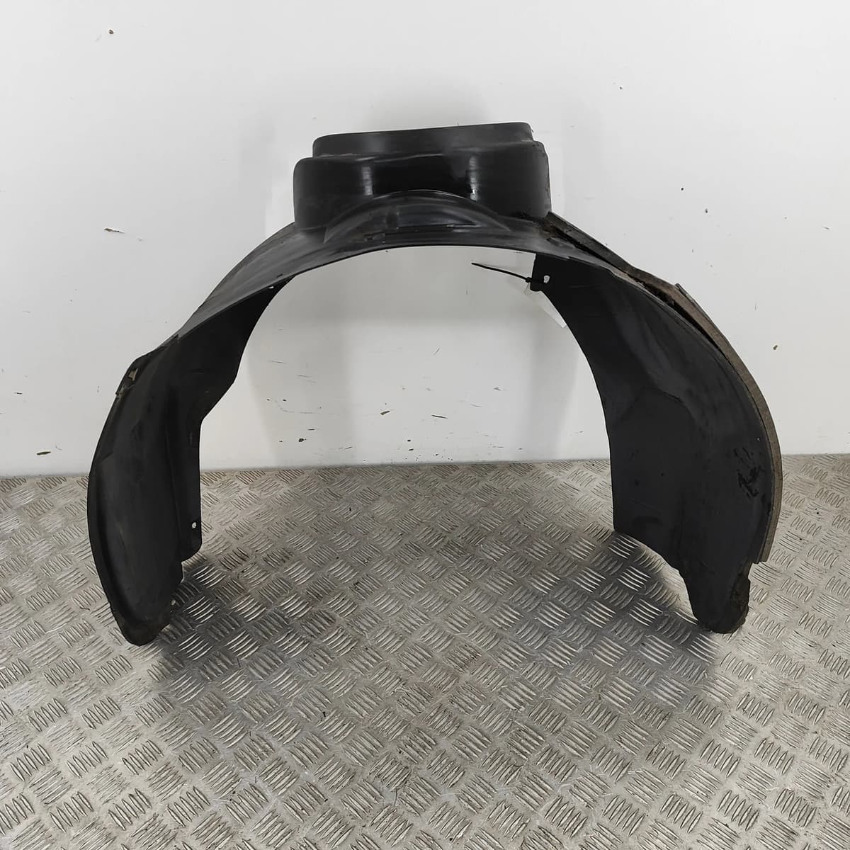 ALFA ROMEO SPIDER 916 Front Left Arch Liner 60658932 2.0 Petrol 110kw 2000