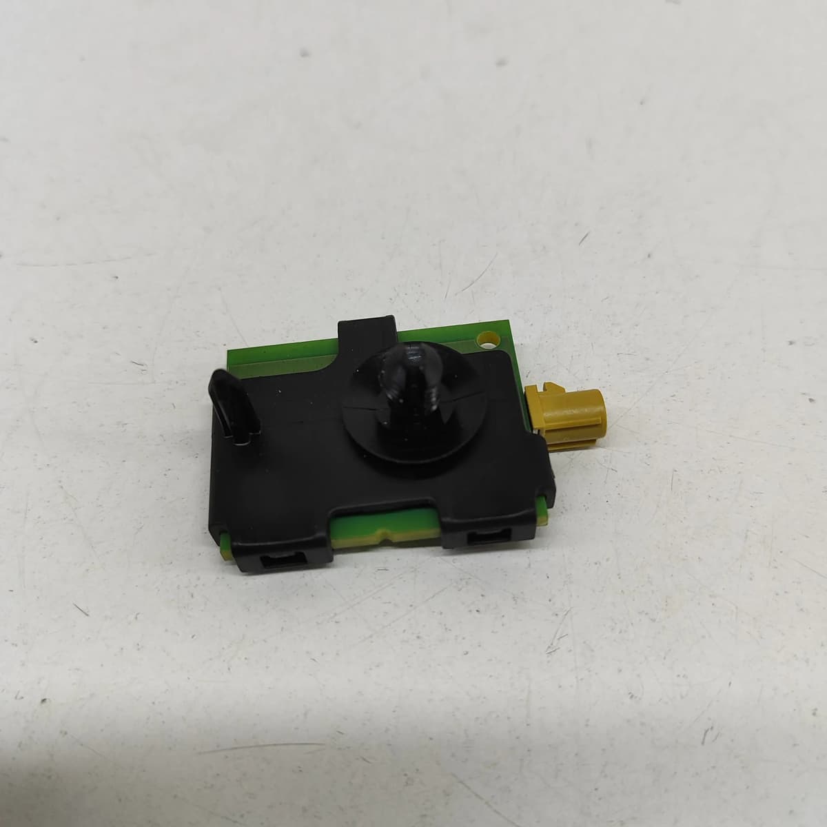 MERCEDES-BENZ EQB X243 WLAN Antenna A1779052902 Electricity 215kw 2024 28240067