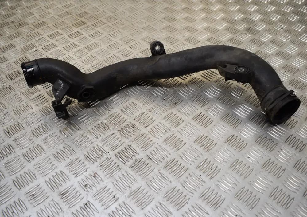 VOLKSWAGEN PASSAT 3C B6 Intercooler Hose 1K0145770A 2010 1.4 Petrol 110 KW
