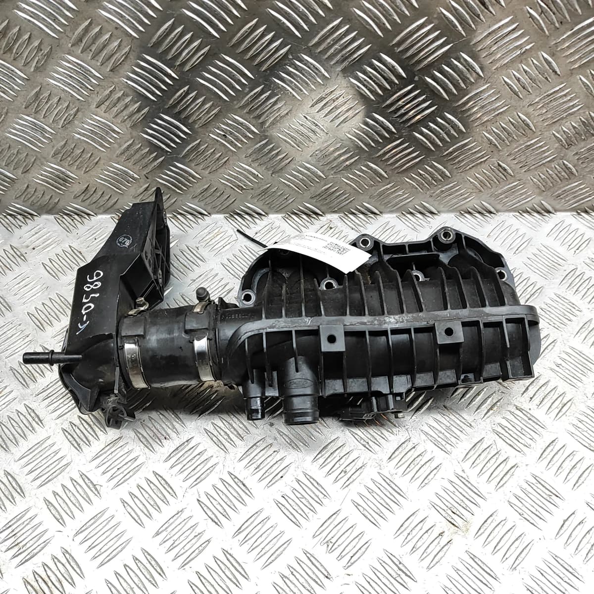 FORD FOCUS MK3 C346 Intake Manifold CM5G-9424-FA 1.0 Petrol 74kw 2013 28257674