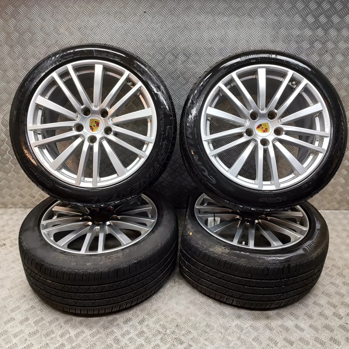 PORSCHE PANAMERA 971 Alloy Wheel Set 971601025J 2018 28334609