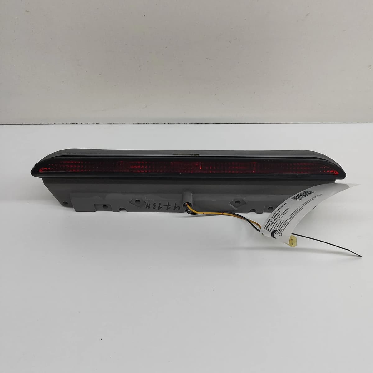 SUBARU FORESTER SG Rear Third Brake Stop Light 84701FC010ND 2005 28397576
