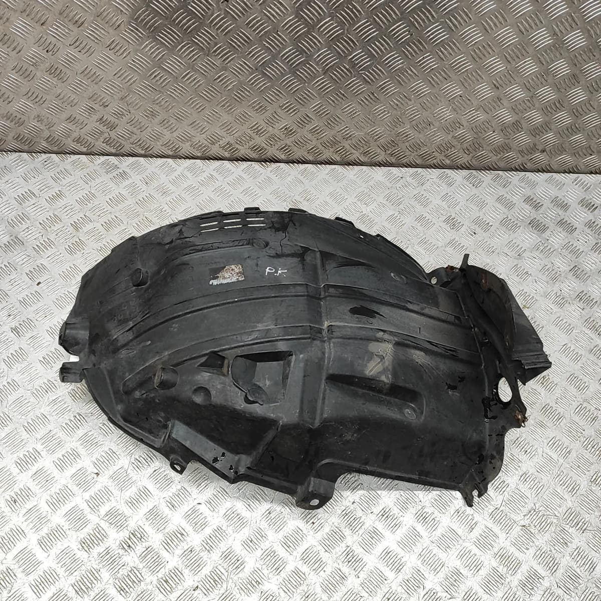 INFINITI FX S50 Front Left Arch Liner Front Part 63845-CG000 2005 28420898