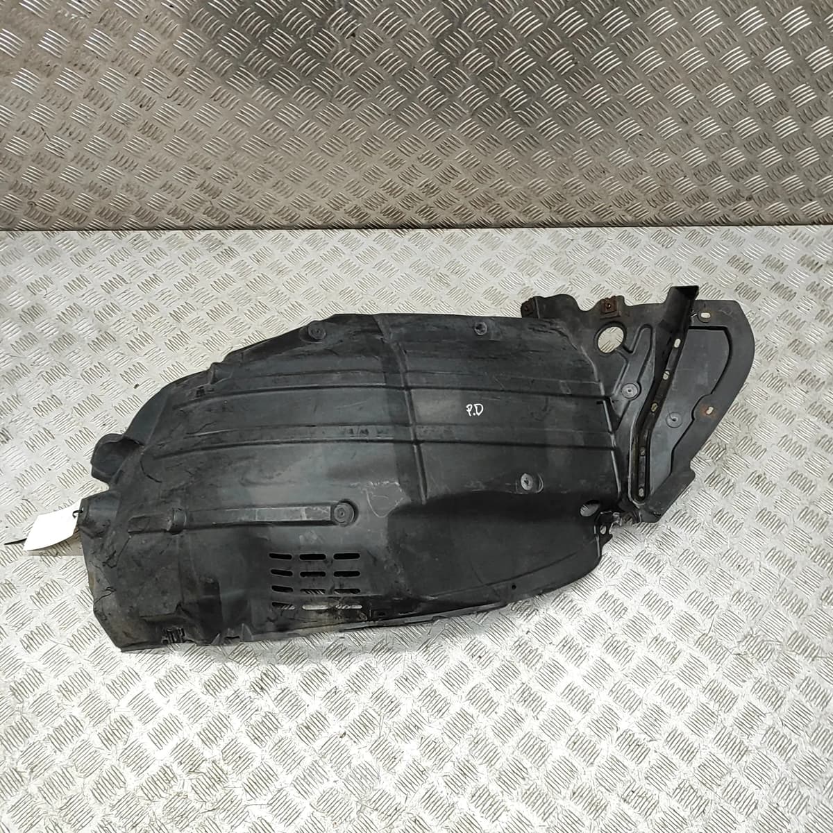 INFINITI FX S50 Front Right Arch Liner Front Part 63844-CG000 2005 28420899