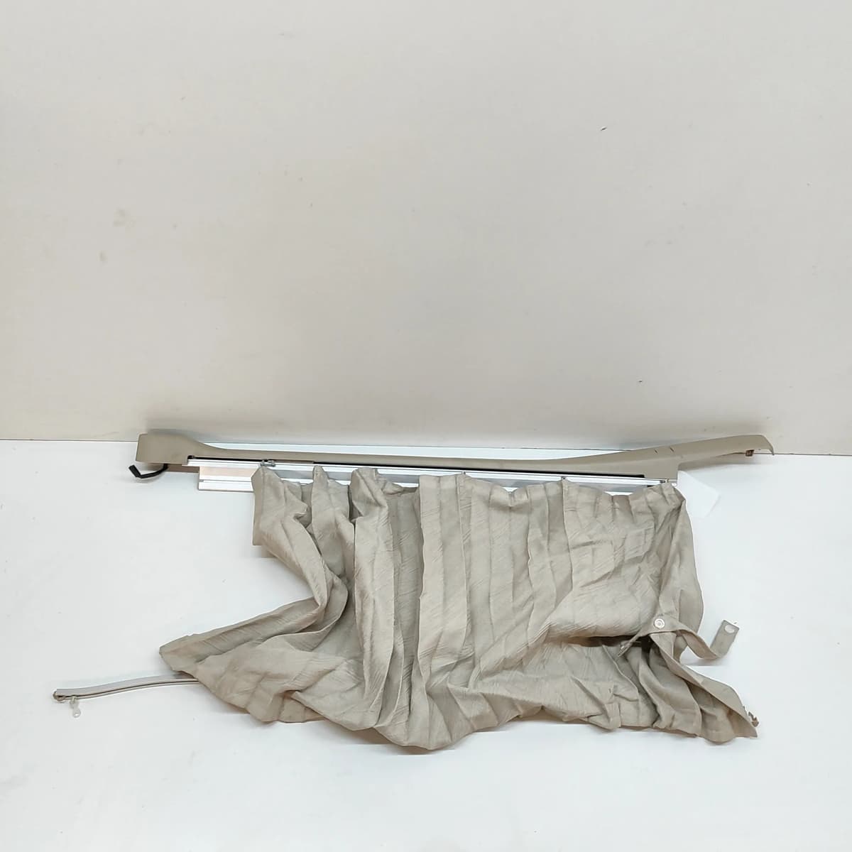 TOYOTA HIACE XH10 Rear Trunk Boot Right Curtain 65960-26091-A1 2001 28444574
