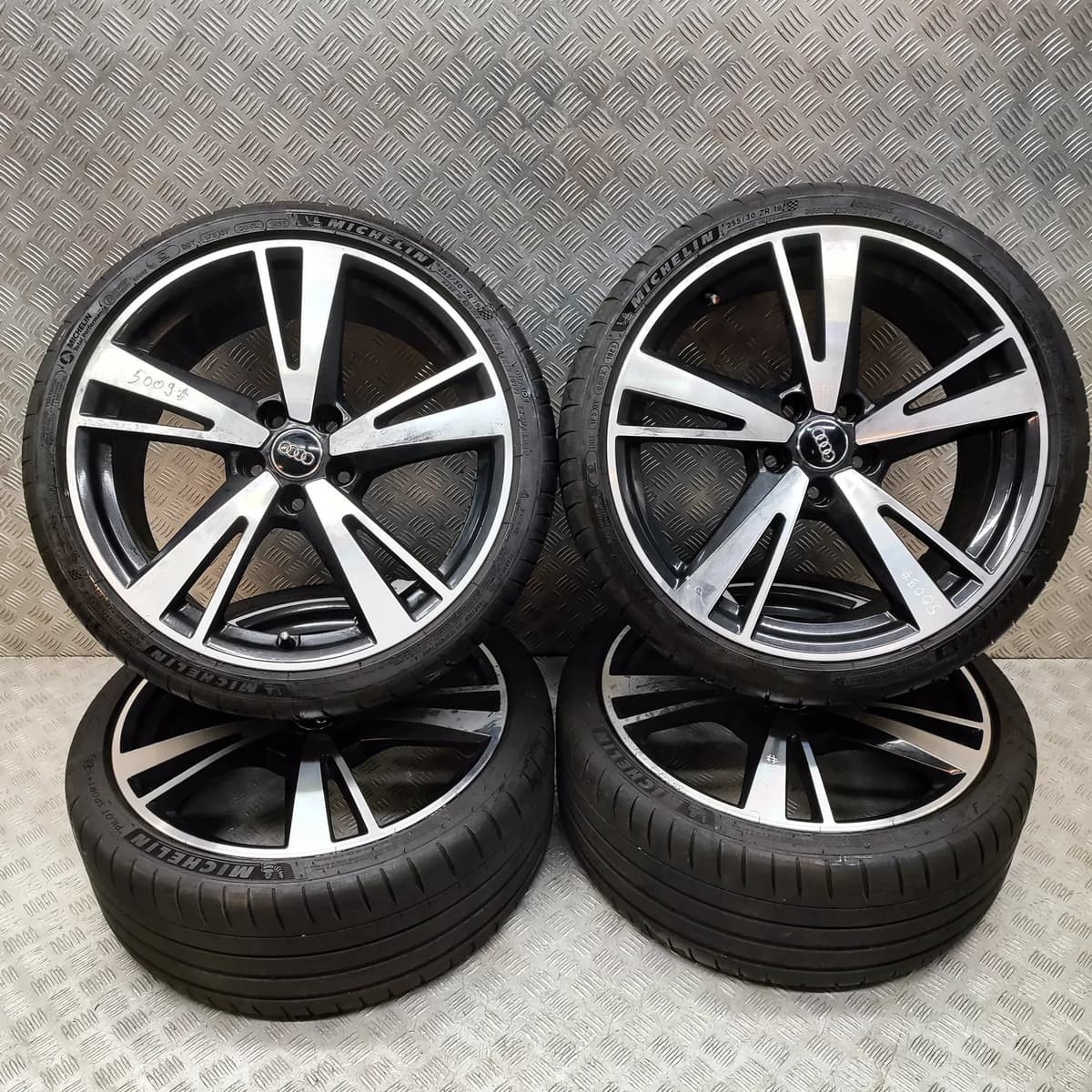 AUDI A3 Sportback 8V RS3 Alloy Wheel Set 8V0601025FL 2017 28499768