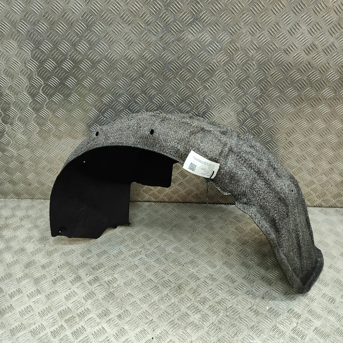 AUDI A3 Sportback 8V RS3 Rear Left Arch Liner 8V0810172F 2017 28499778