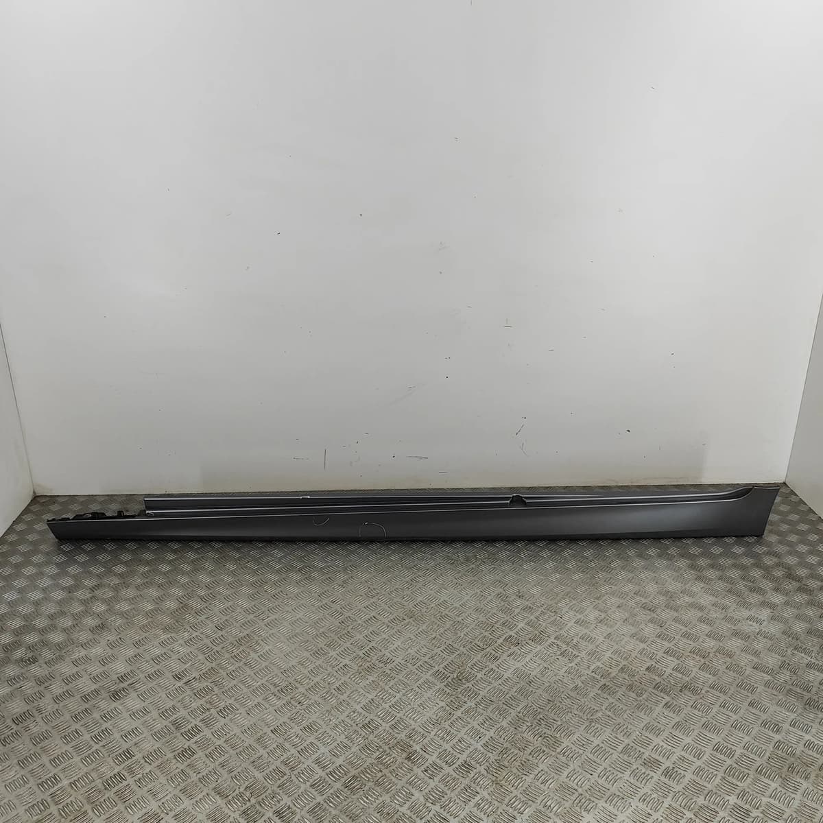 BMW 5 F10 Left Side Plastic Sideskirt Cover 8032629 2011 28524447