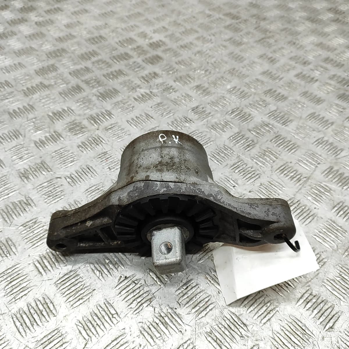 MASERATI GHIBLI M157 Left Engine Mount 670003629 3.0 Petrol 301kw 2015 28540895