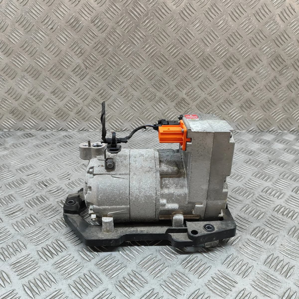 AUDI Q4 SUV F4 Air Condition A/C Pump 1EA820807C Electricity 125kw 2023 28617490
