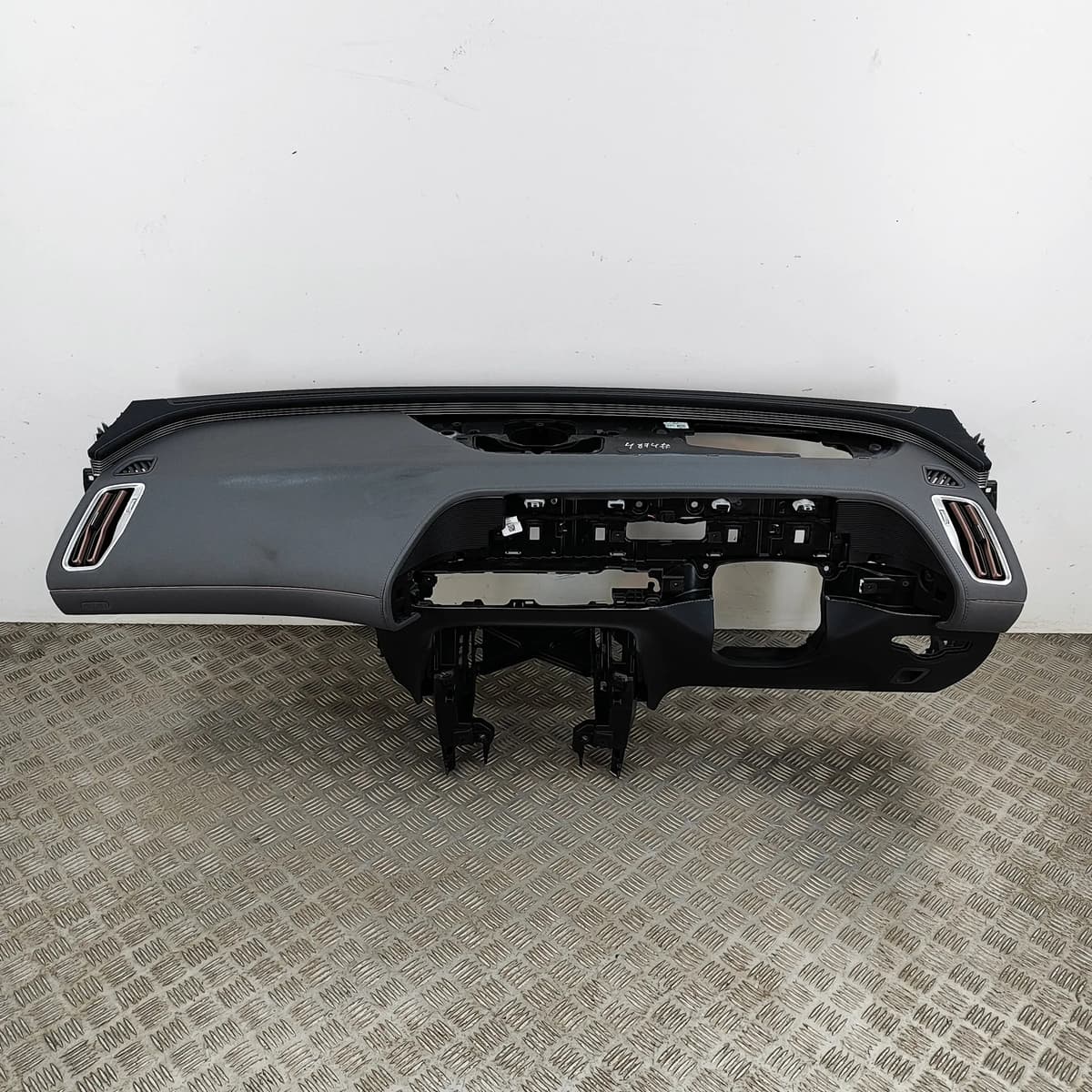 MERCEDES-BENZ EQC Dashboard RHD A2936805601 Electricity 300kw 2023 28700541