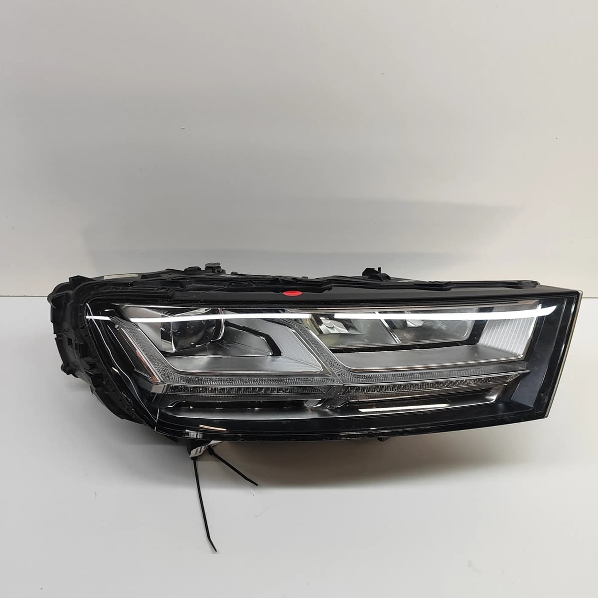AUDI Q7 4M Front Right Headlight 4M0941034A RHD 2015 28821136