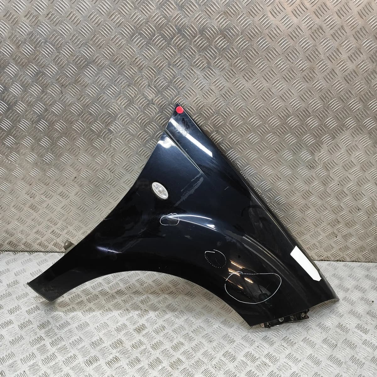 PEUGEOT 4007 Front Right Fender 7840W0 2008 28857750