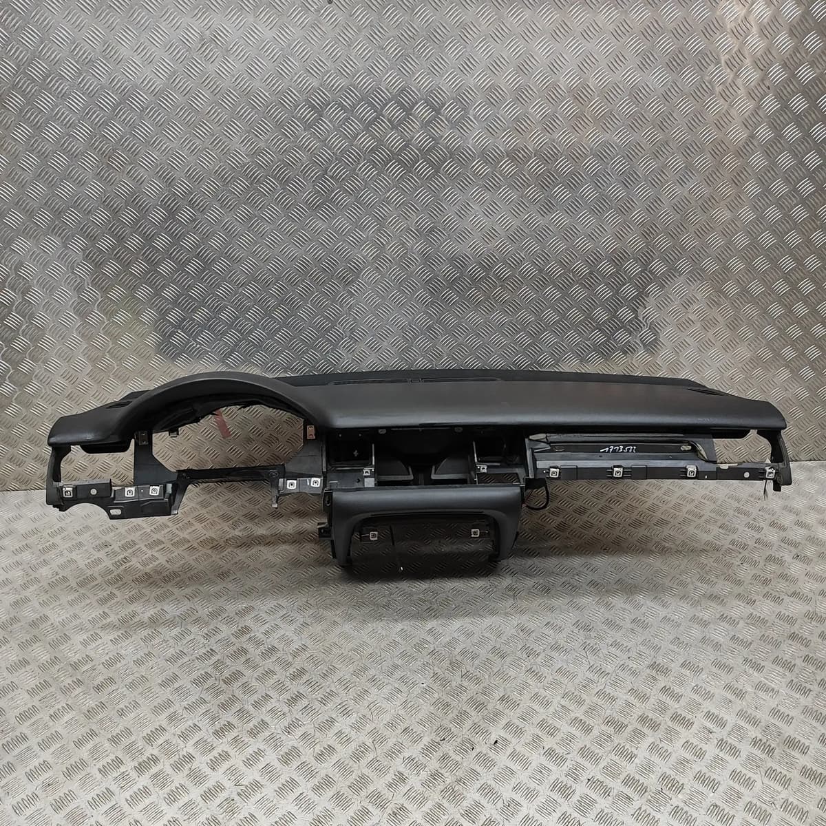 AUDI A8 D3 4E Dashboard 4E1857003D LHD 2006 28885241