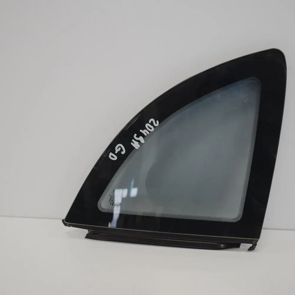 Porsche Cayman 987 Rear Right Quarter Window 43R-000469 AS2 2009
