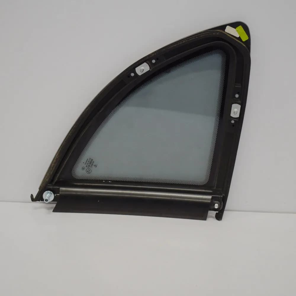 Porsche Cayman 987 Rear Left Quarter  Window 	43R-000469 AS2 2009