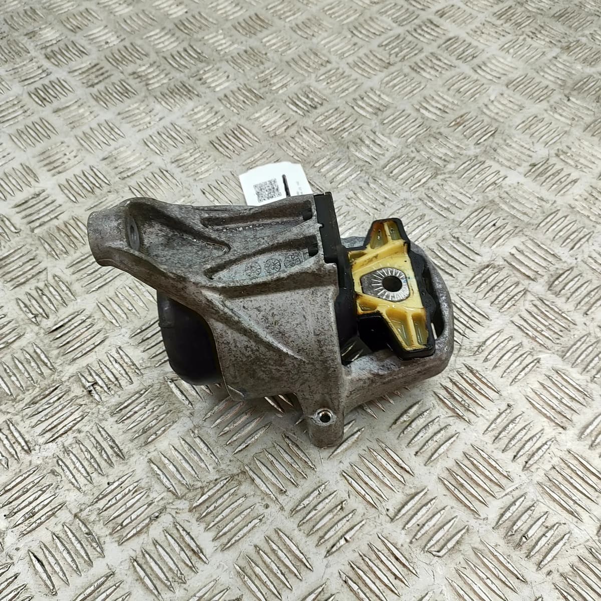 AUDI A4 B9 Right Side Engine Mount 8W0199372CD 2.0 Diesel 140kw 2018 28988637