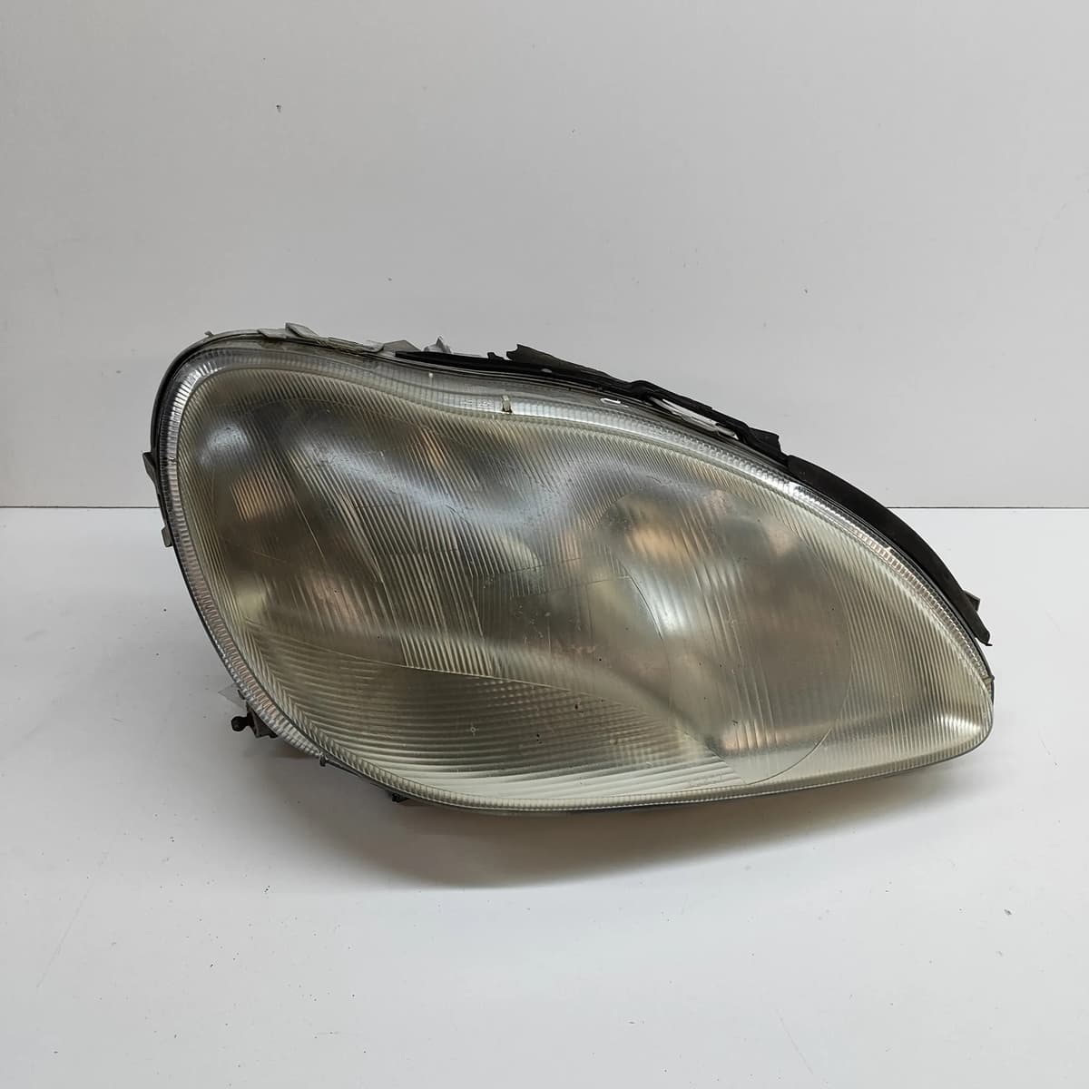MERCEDES-BENZ S W220 Front Right Headlight A2208200861 29012675 LHD