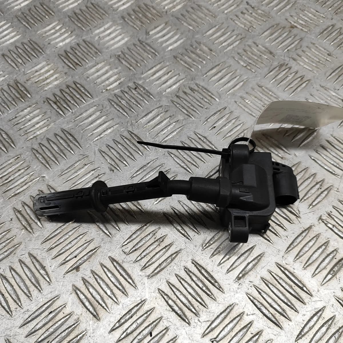 MERCEDES-BENZ CLS C218 High Voltage Ignition Coil A2769060260 4.7P 320kW 2012