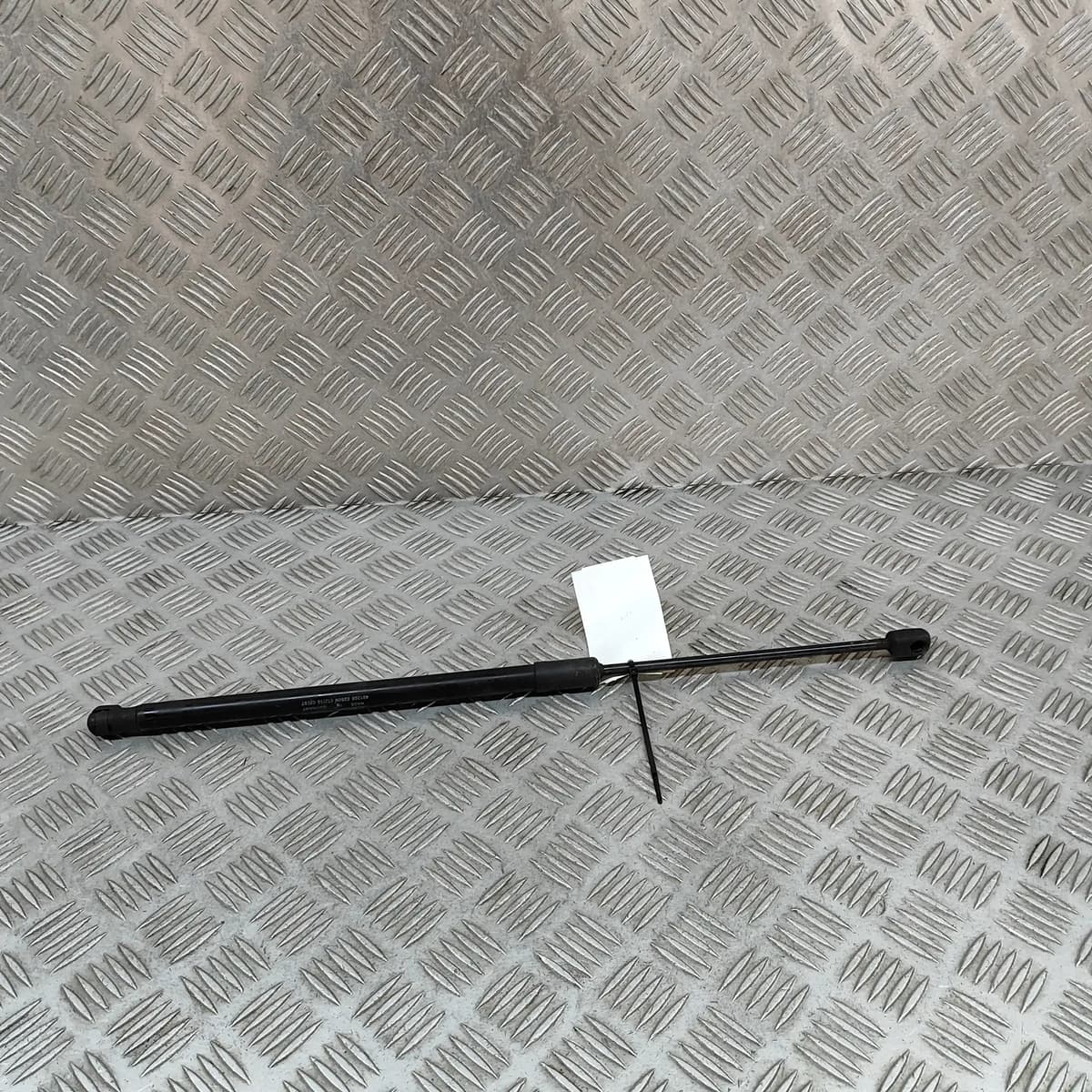 VOLVO XC60 MK2 246 Front Right Bonnet Strut 31424539 2.0 Diesel 140kw 29041997